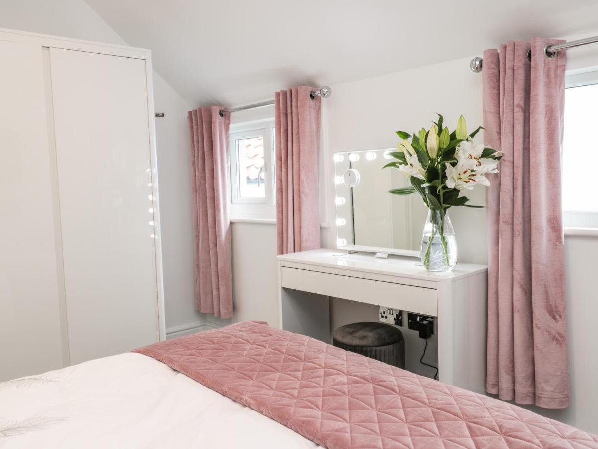 Daisy'S Den Appartement Whitby Buitenkant foto
